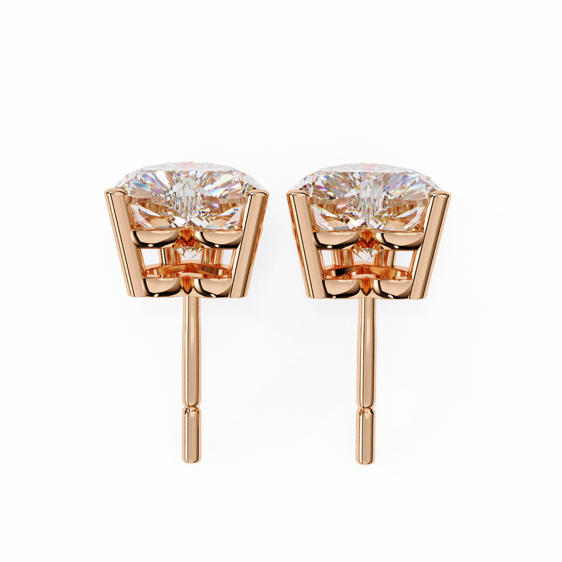 Beautiful 18K GOLD EARRING WITH LAB-GROWN DIAMOND.