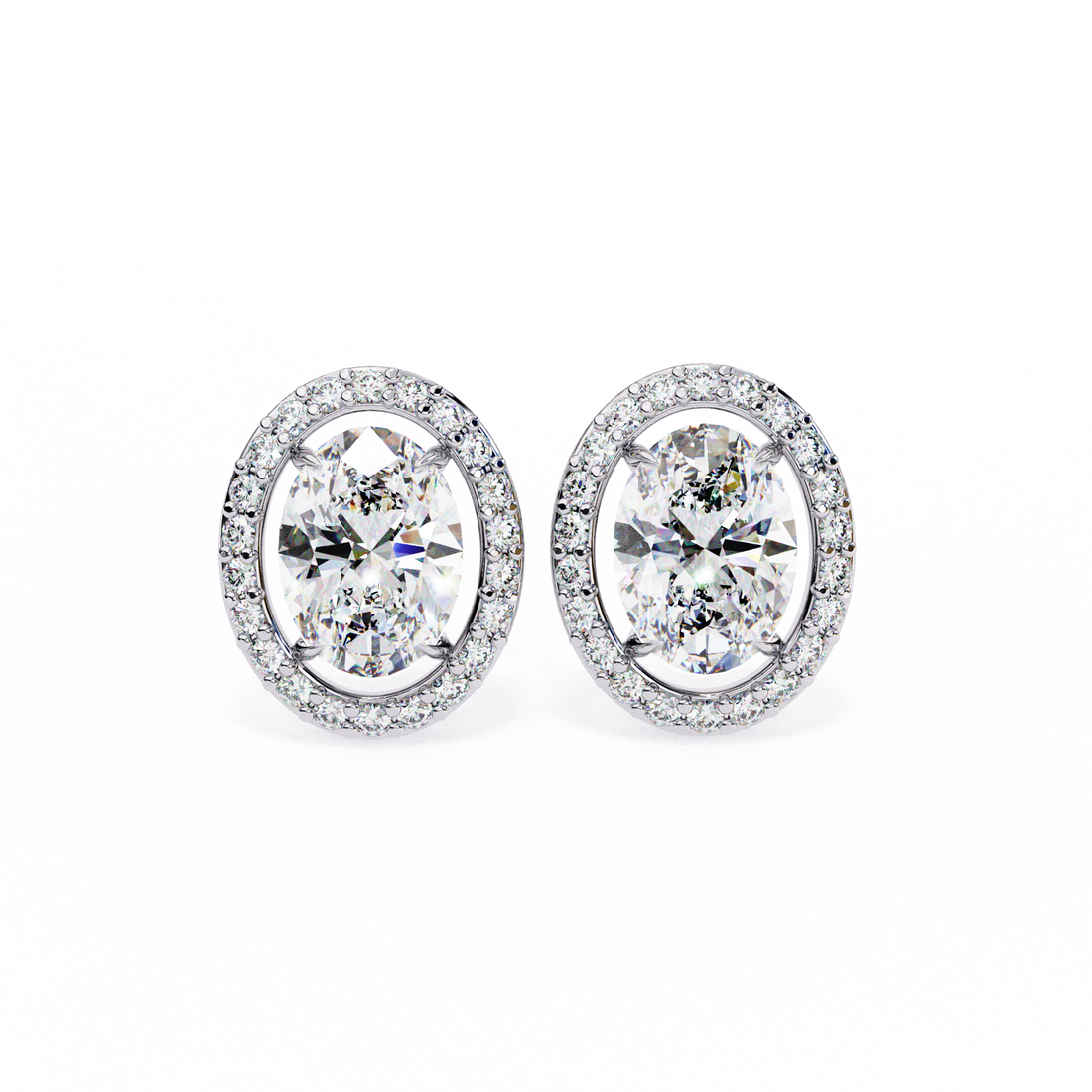 Unique 18K GOLD EARRING WITH LAB-GROWN DIAMOND.