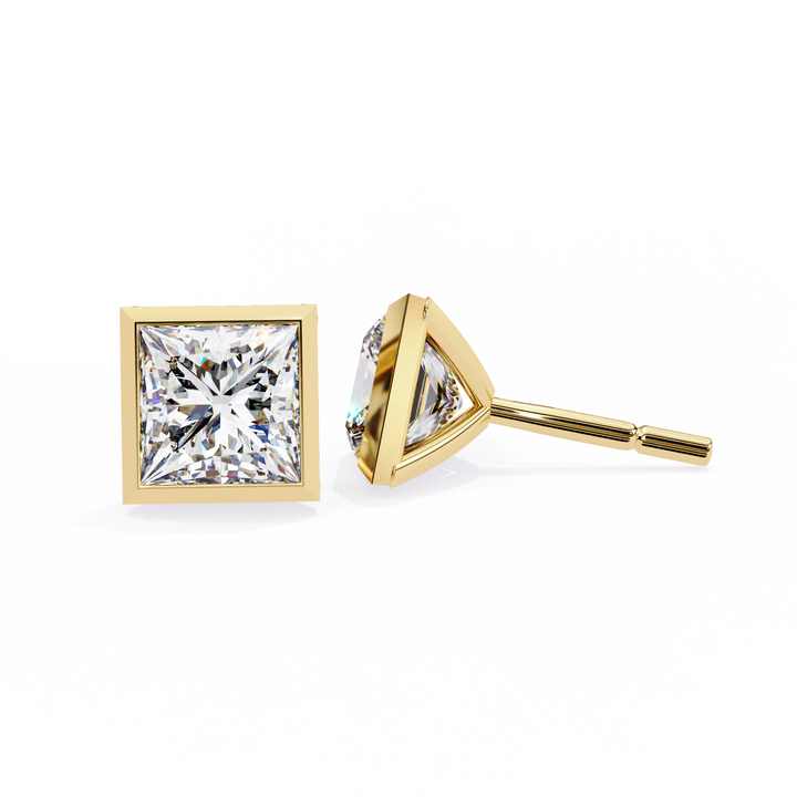 Unique 18K GOLD EARRING WITH LAB-GROWN DIAMOND.