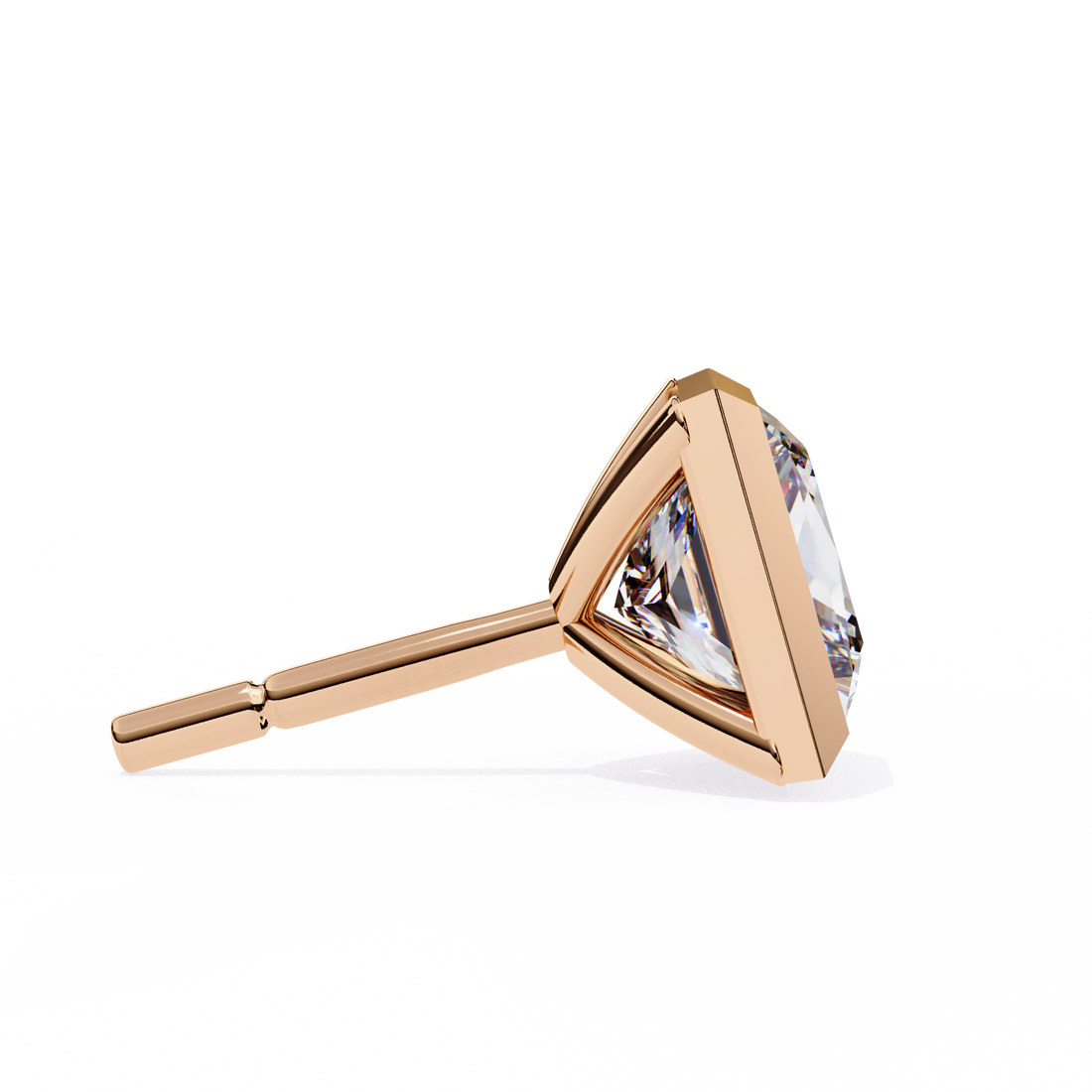 Unique 18K GOLD EARRING WITH LAB-GROWN DIAMOND.