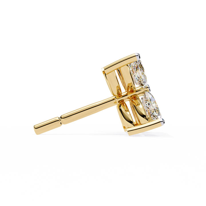 Unique 18K GOLD EARRING WITH LAB-GROWN DIAMOND.