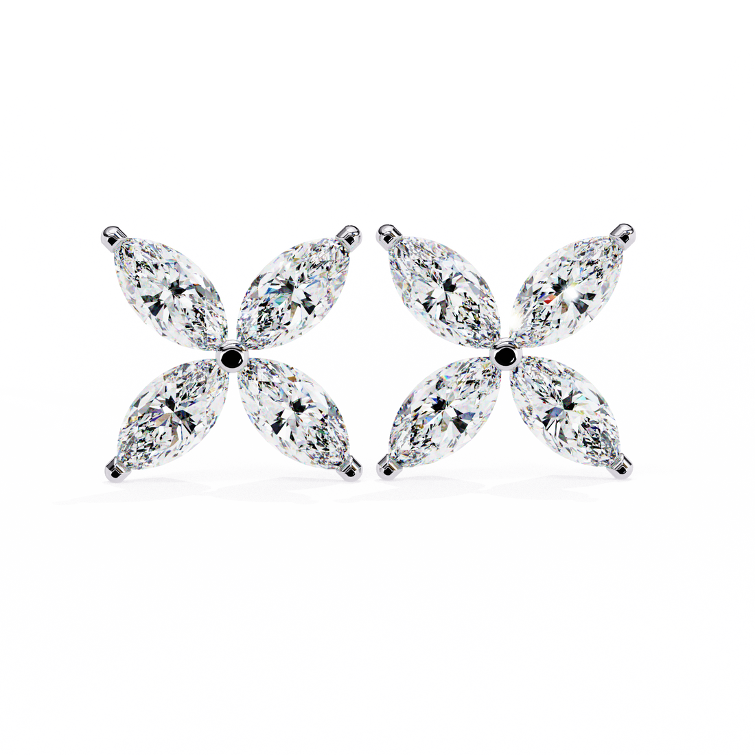 Unique 18K GOLD EARRING WITH LAB-GROWN DIAMOND.