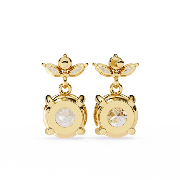 Unique 18K GOLD EARRING WITH LAB-GROWN DIAMOND.