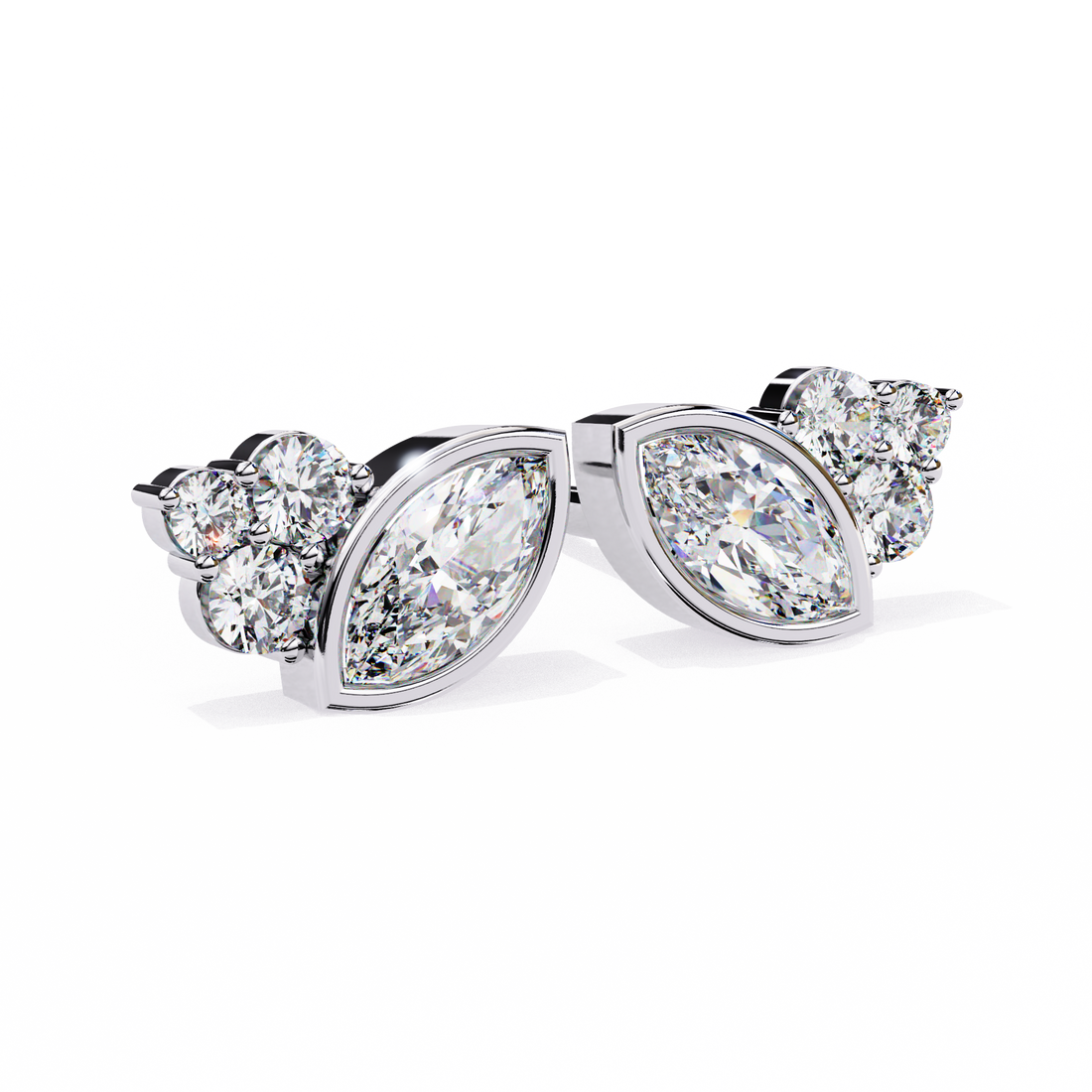 Unique 18K GOLD EARRING WITH LAB-GROWN DIAMOND.