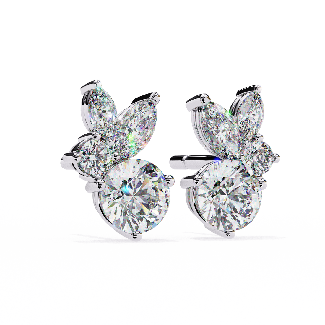 Unique 18K GOLD EARRING WITH LAB-GROWN DIAMOND.