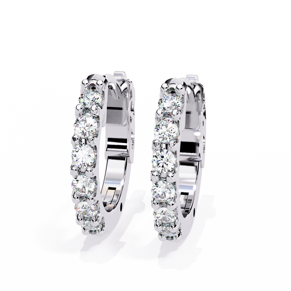 Unique 18K GOLD EARRING WITH LAB-GROWN DIAMOND.