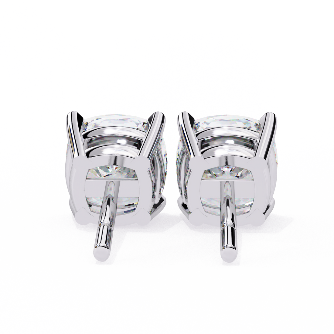 Beautiful 18K GOLD EARRING WITH LAB-GROWN DIAMOND.