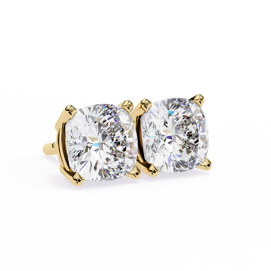 Beautiful 18K GOLD EARRING WITH LAB-GROWN DIAMOND.