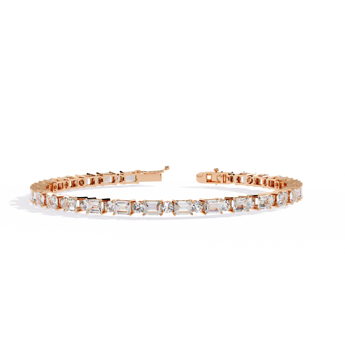 Fabulous  Bracelet With 18k Gold  Lab Grown Diamond.
