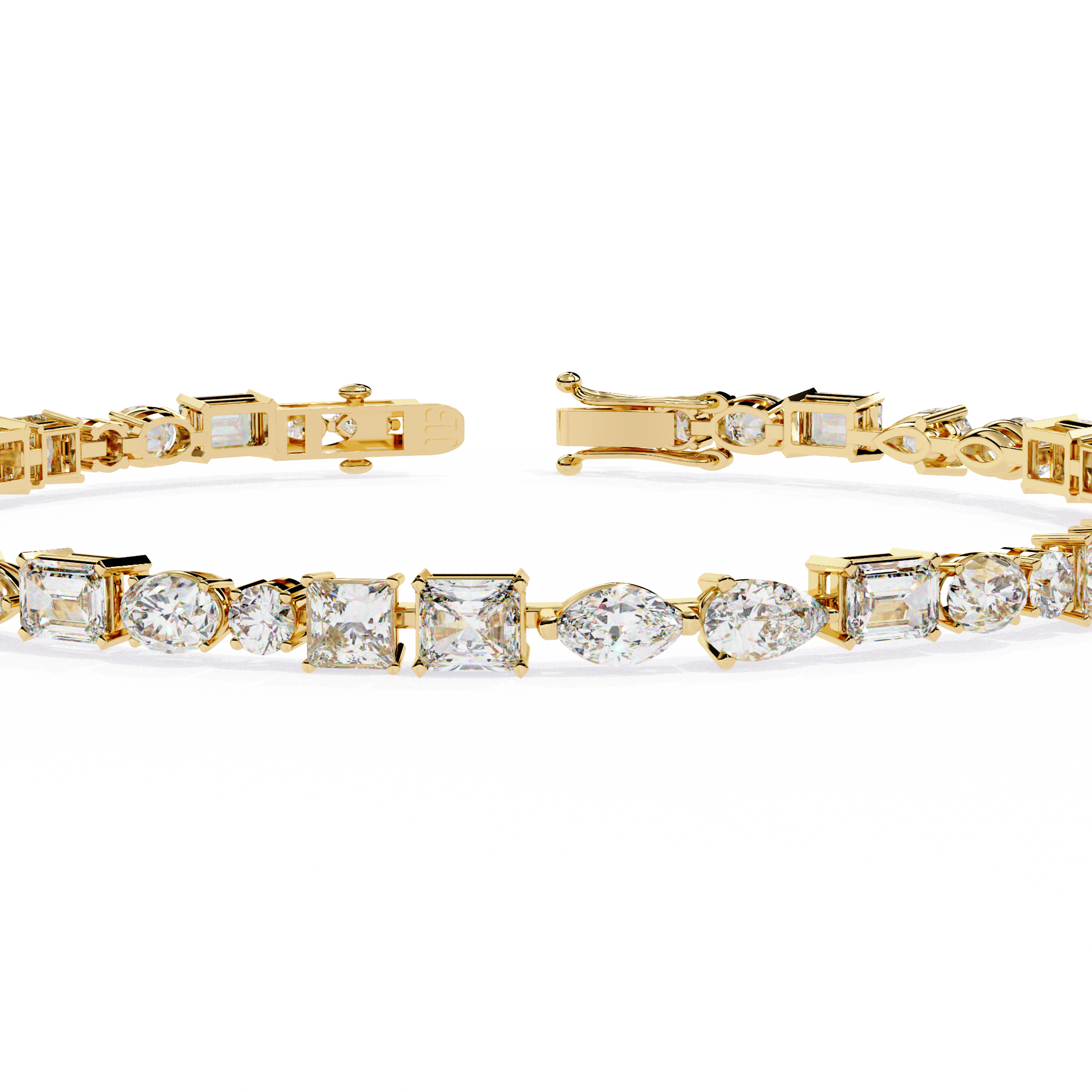 Fabulous  Bracelet With 18k Gold  Lab Grown Diamond.