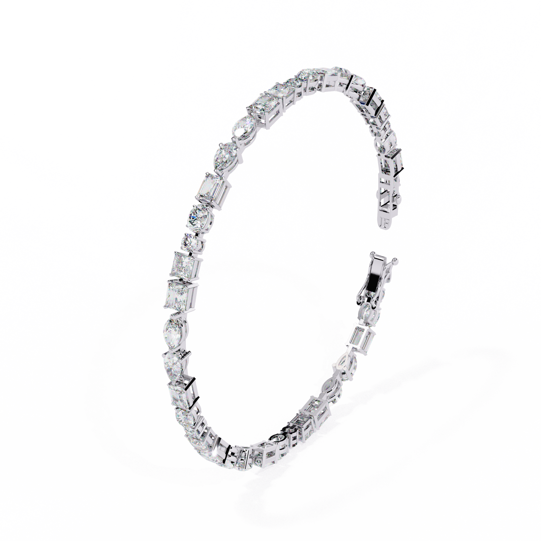 Fabulous  Bracelet With 18k Gold  Lab Grown Diamond.