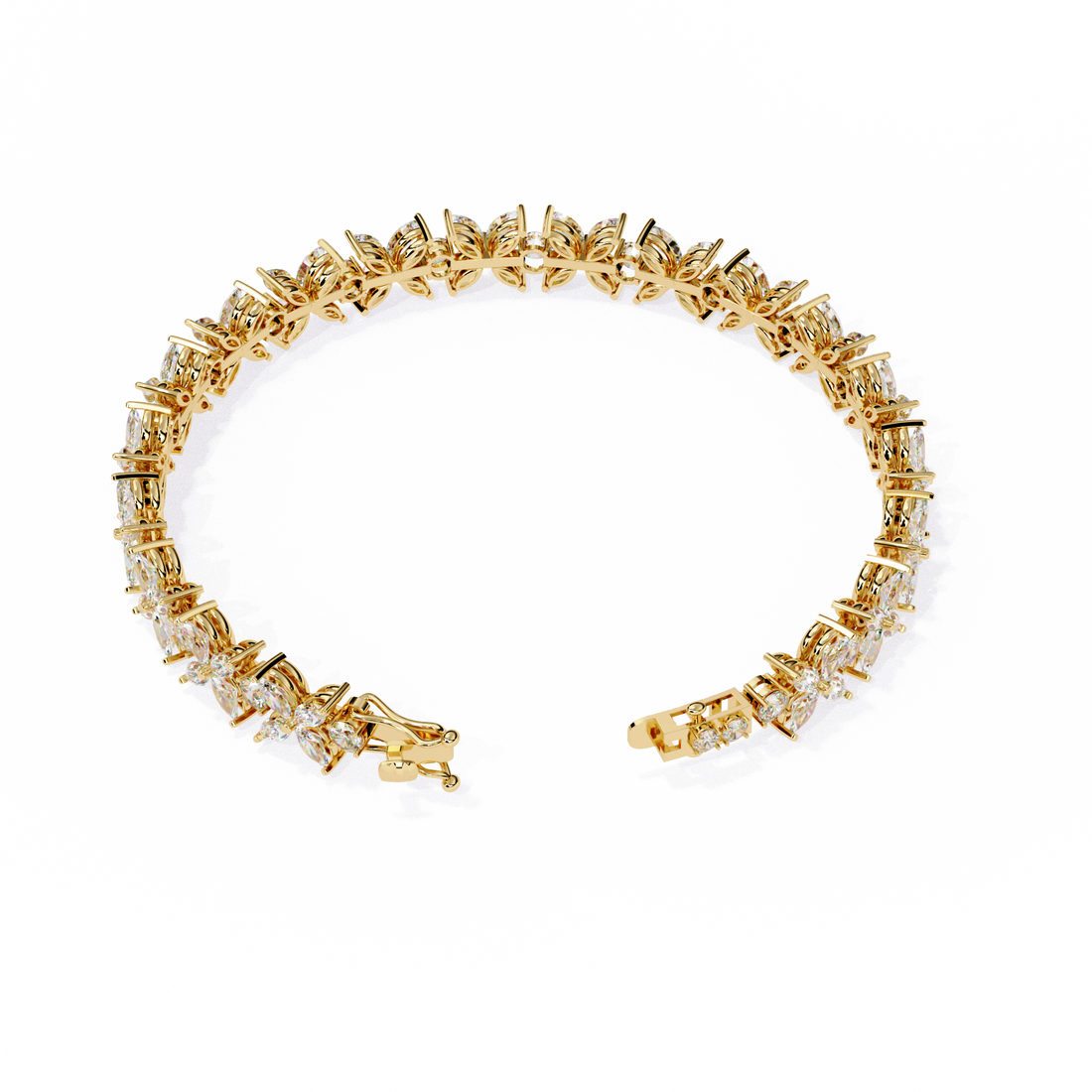 Fabulous  Bracelet With 18k Gold  Lab Grown Diamond.