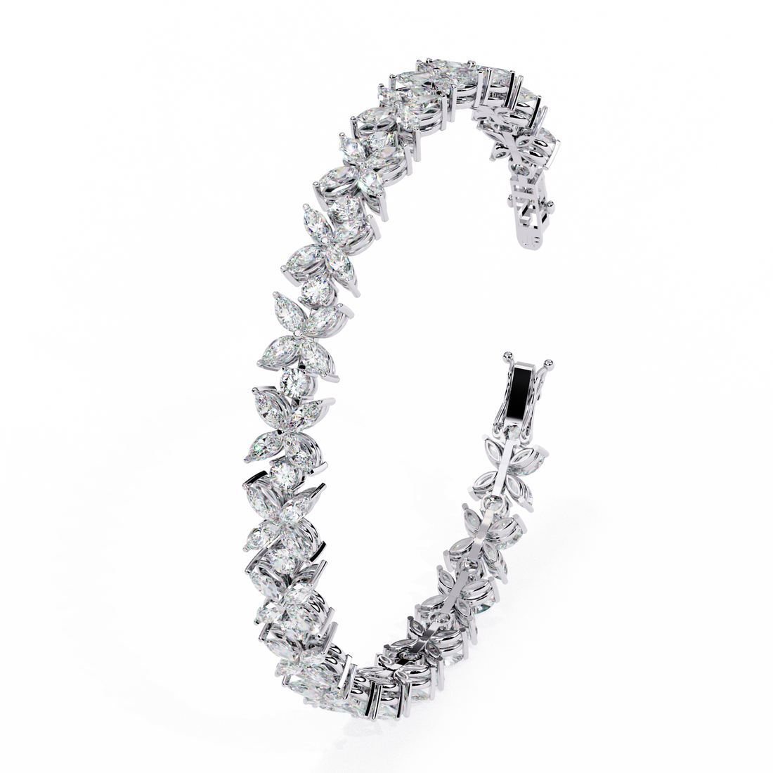 Fabulous  Bracelet With 18k Gold  Lab Grown Diamond.