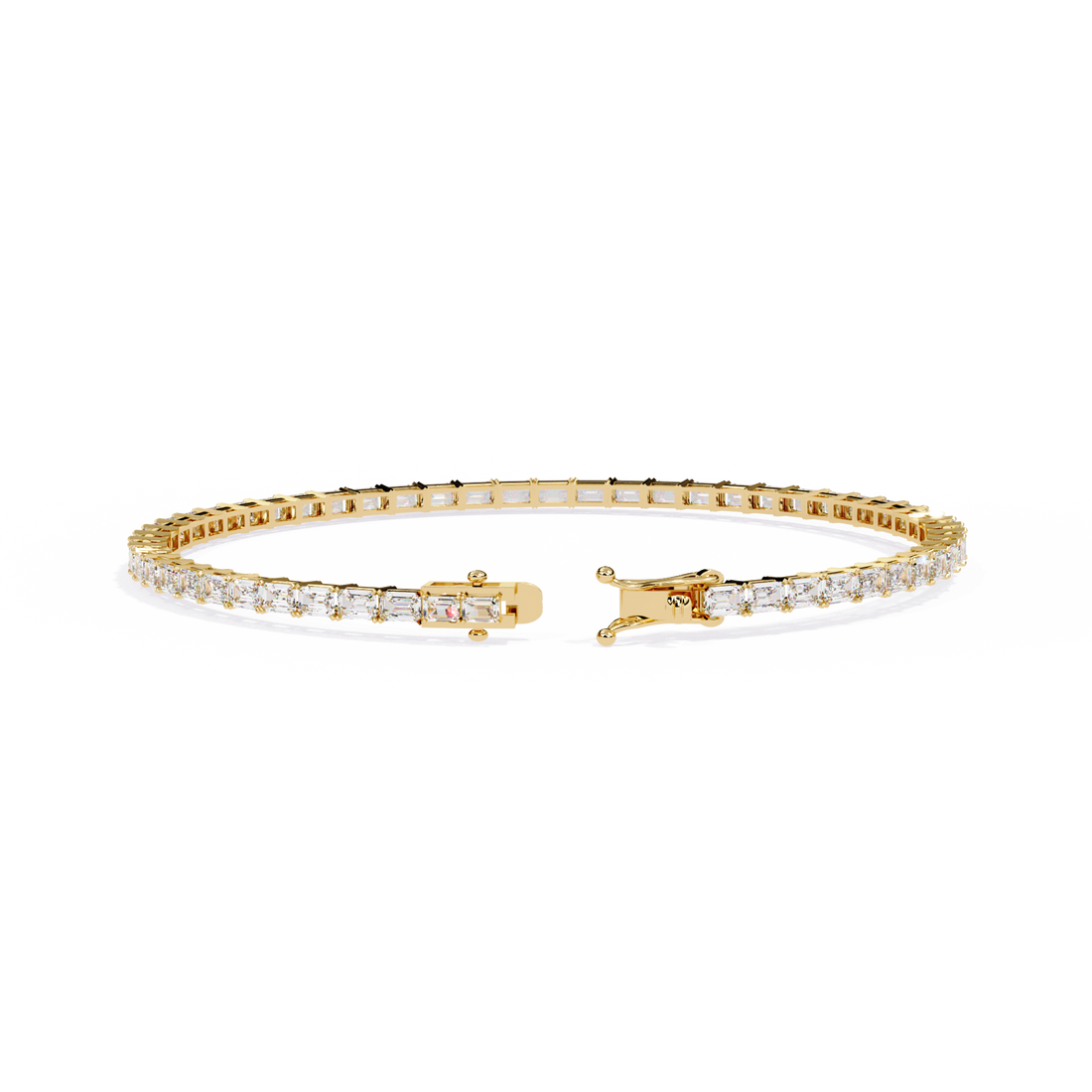 Fabulous  Bracelet With 18k Gold  Lab Grown Diamond.
