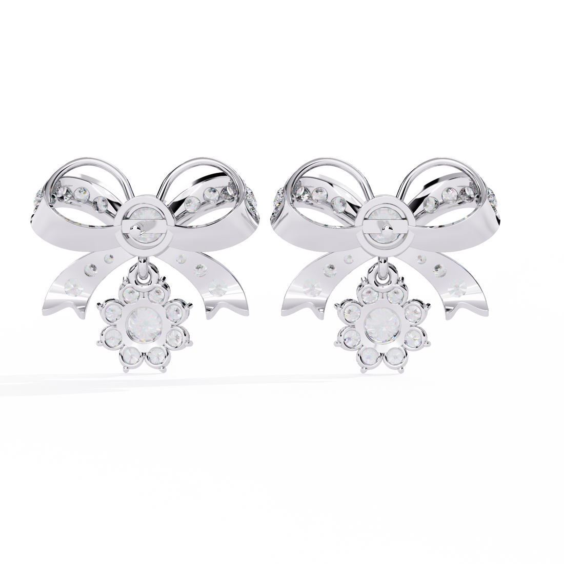 Unique 18K GOLD EARRING WITH LAB-GROWN DIAMOND.