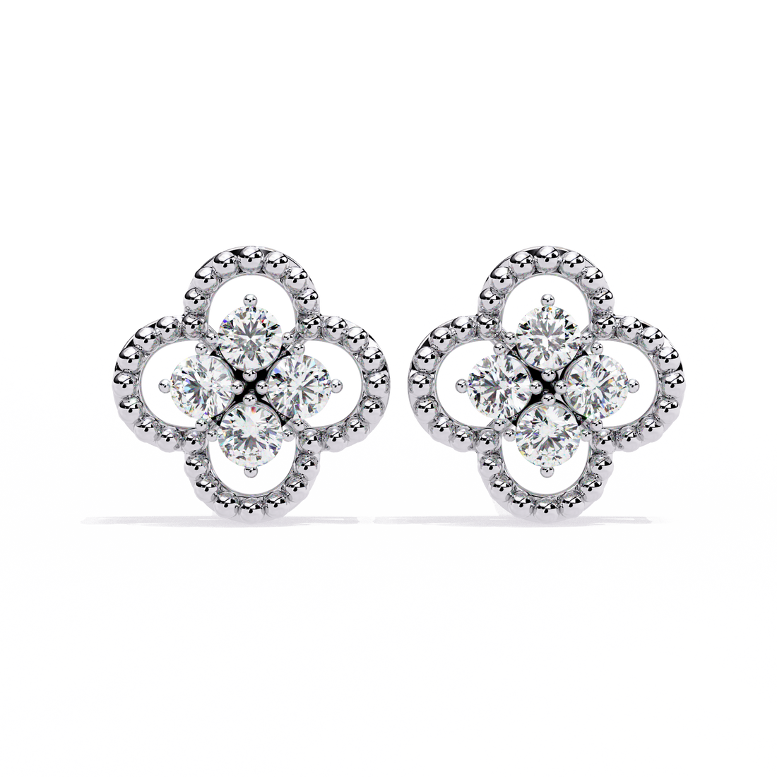 Unique 18K GOLD EARRING WITH LAB-GROWN DIAMOND.