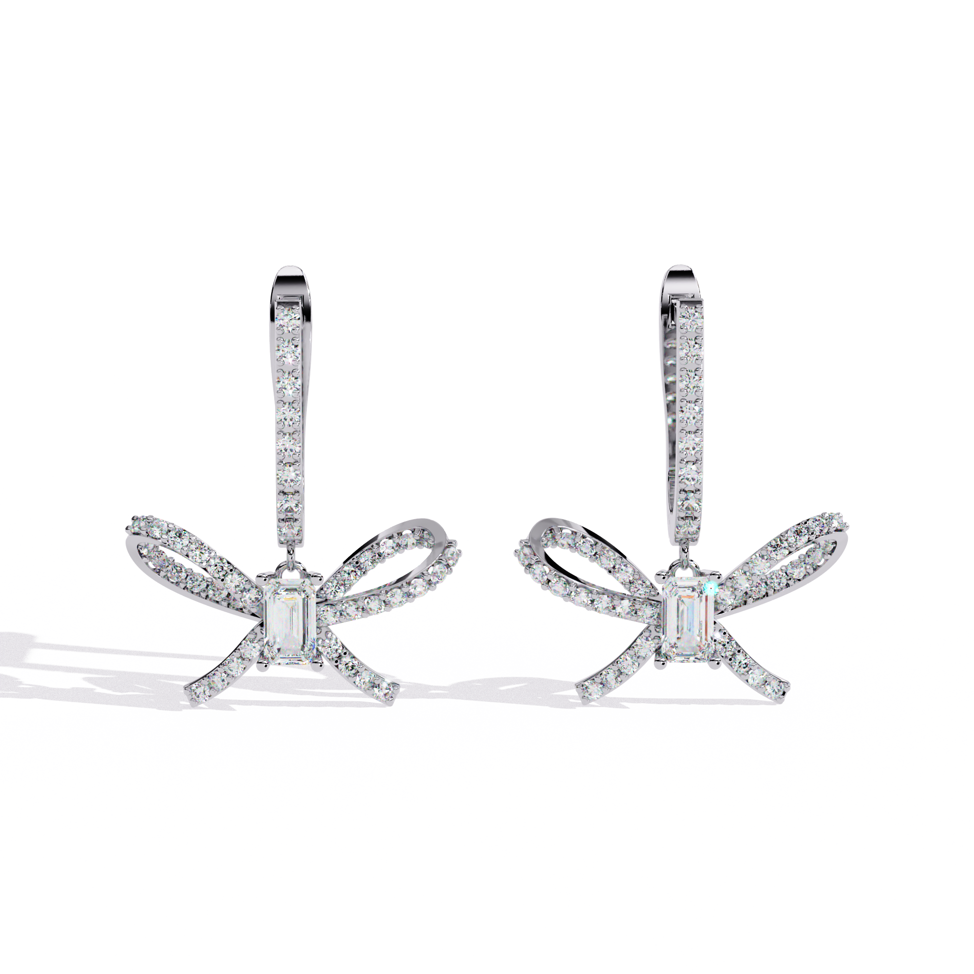 Brilliant 18K GOLD EARRING WITH LAB-GROWN DIAMOND.