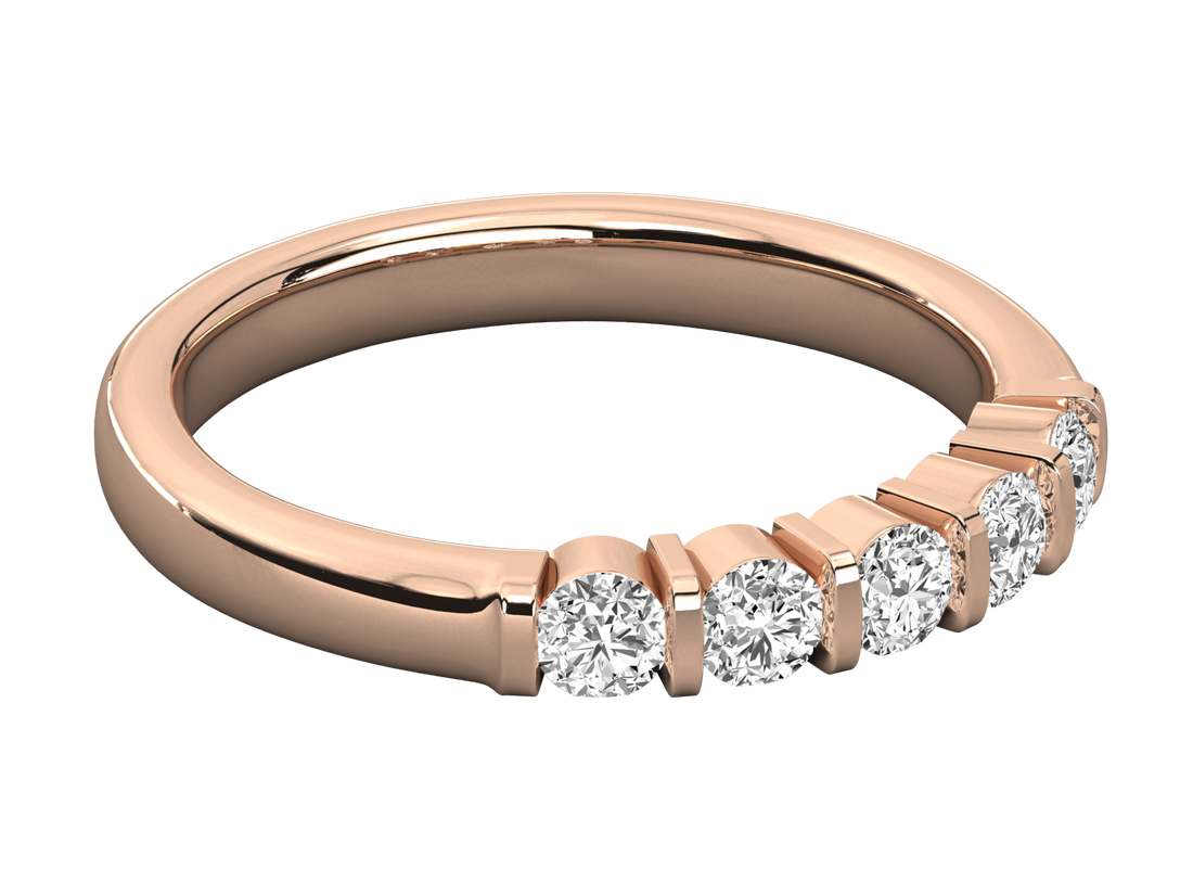 10K GOLD SOLITAIRE DIAMOND  BRILLIANT RING.