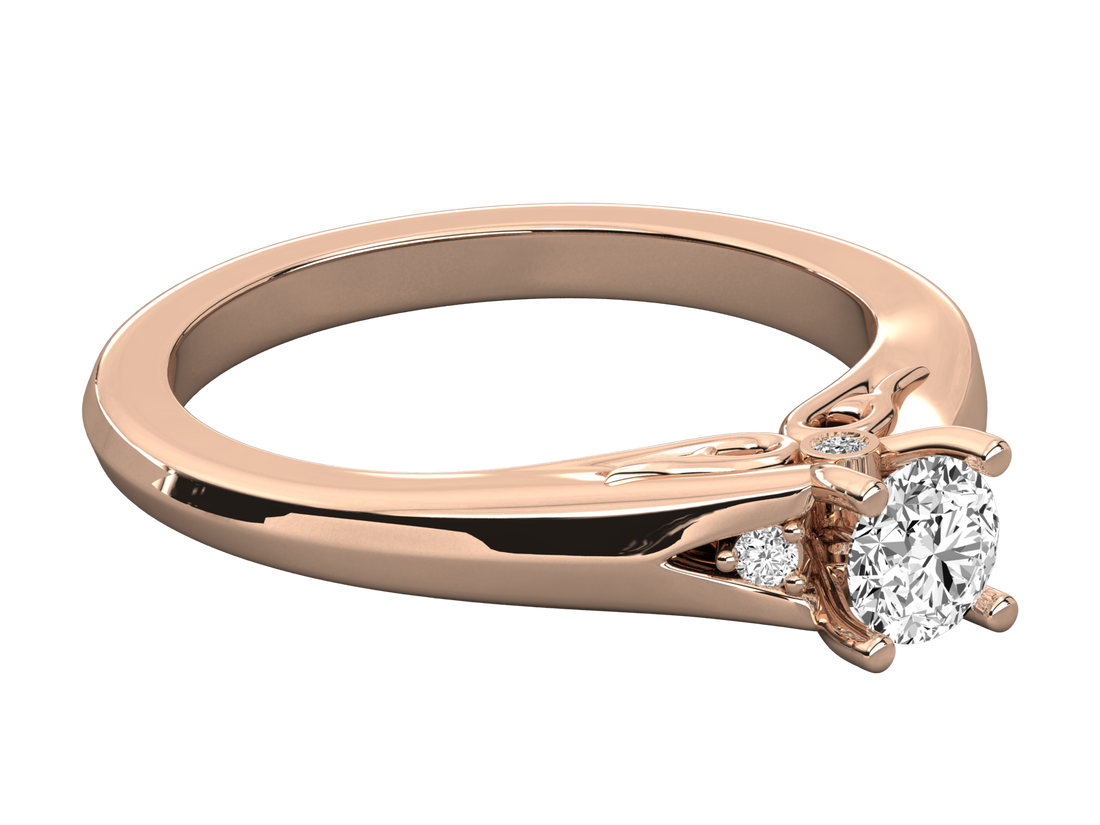 10K GOLD SOLITAIRE  LAB GROWN DIAMOND LADIES  RING.