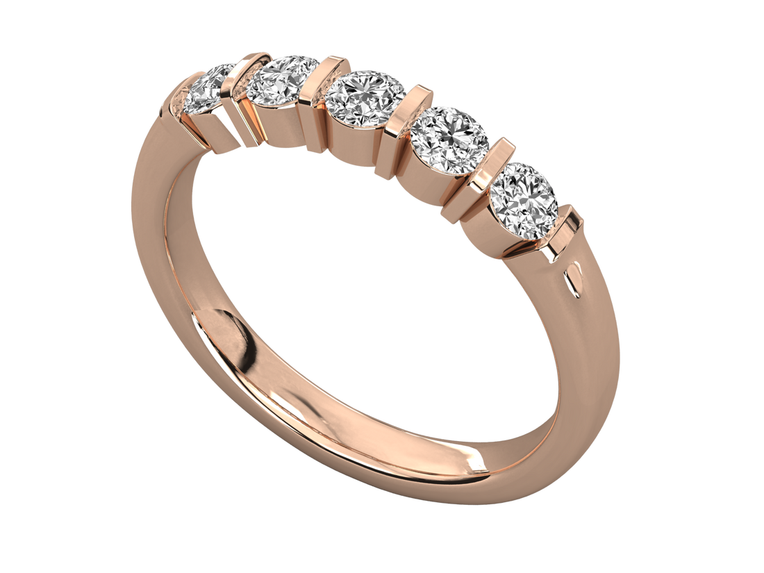 10K GOLD SOLITAIRE DIAMOND  BRILLIANT RING.
