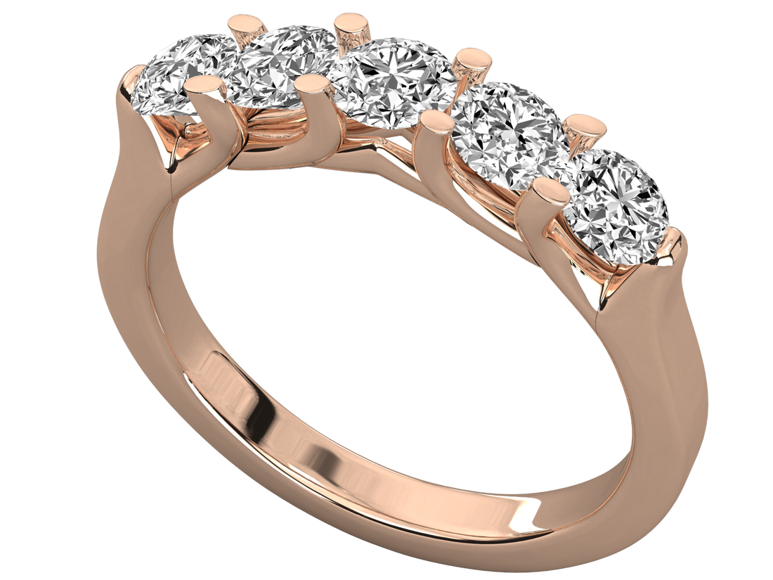 10K GOLD SOLITAIRE  LAB GROWN DIAMOND LADIES  RING.