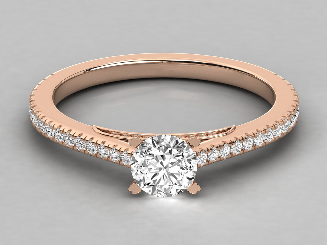 10K GOLD SOLITAIRE LAB GROWN DIAMOND LADIES RING.