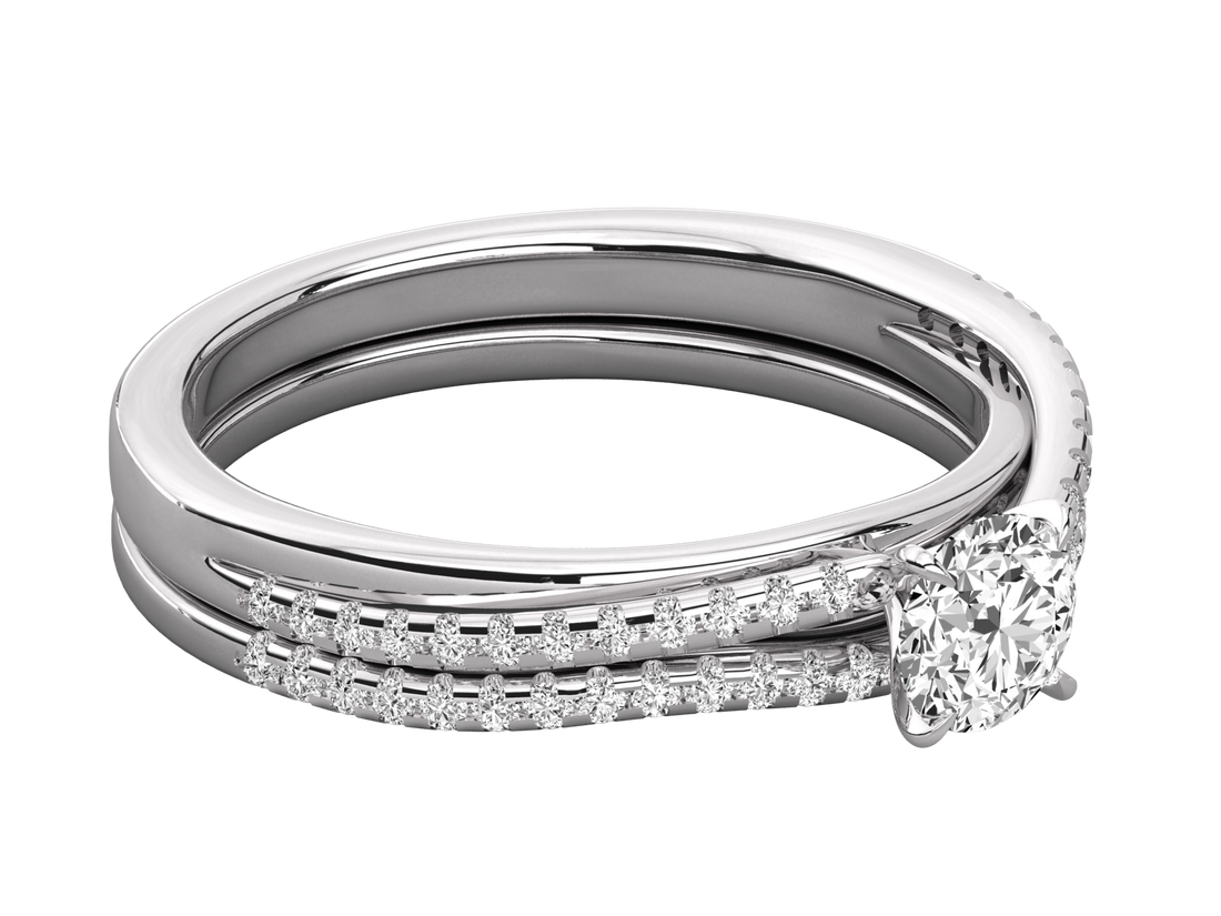 10K GOLD SOLITAIRE  LAB GROWN DIAMOND LADIES  RING.