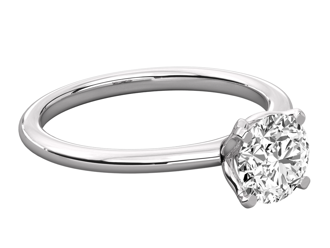 10K GOLD SOLITAIRE  LAB GROWN DIAMOND LADIES  RING.