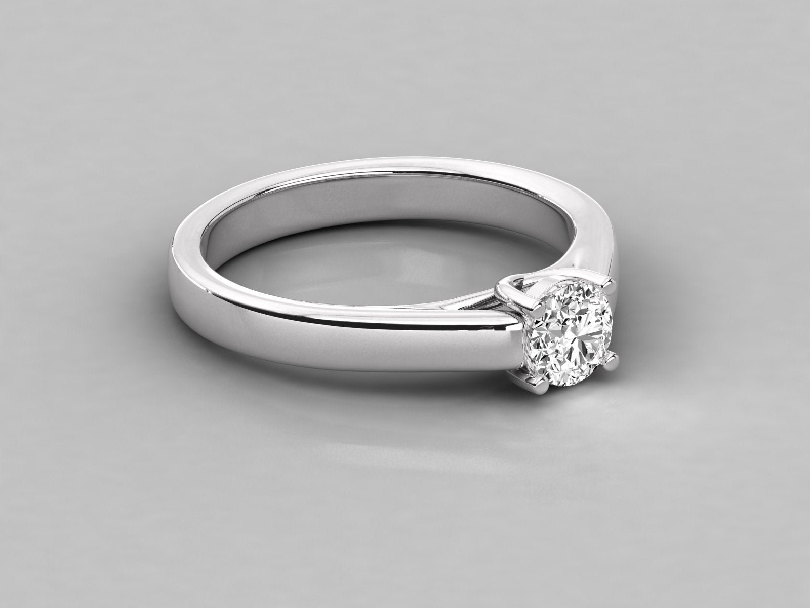 10K GOLD SOLITAIRE DIAMOND  BRILLIANT RING.