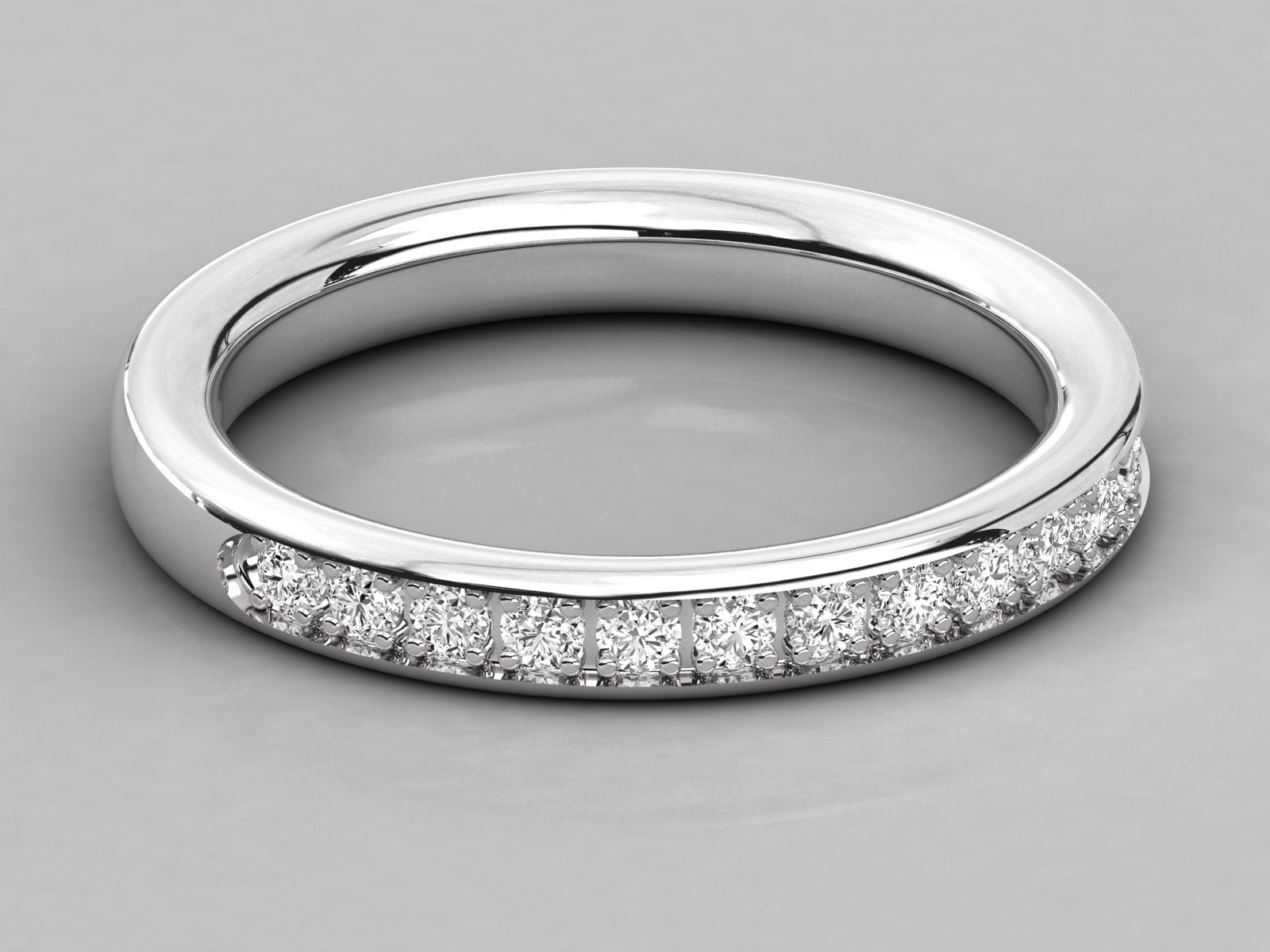 10K GOLD  LAB GROWN DIAMOND LADIES BAND RING.