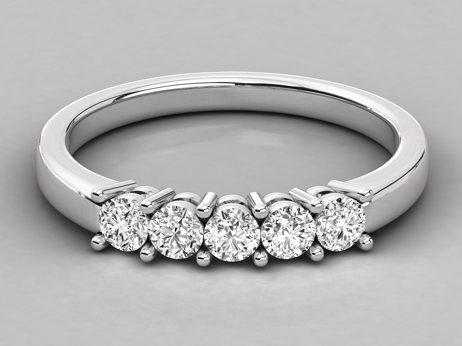 10K  LAB GROWN DIAMOND LADIES BRILLIANT BAND RING.