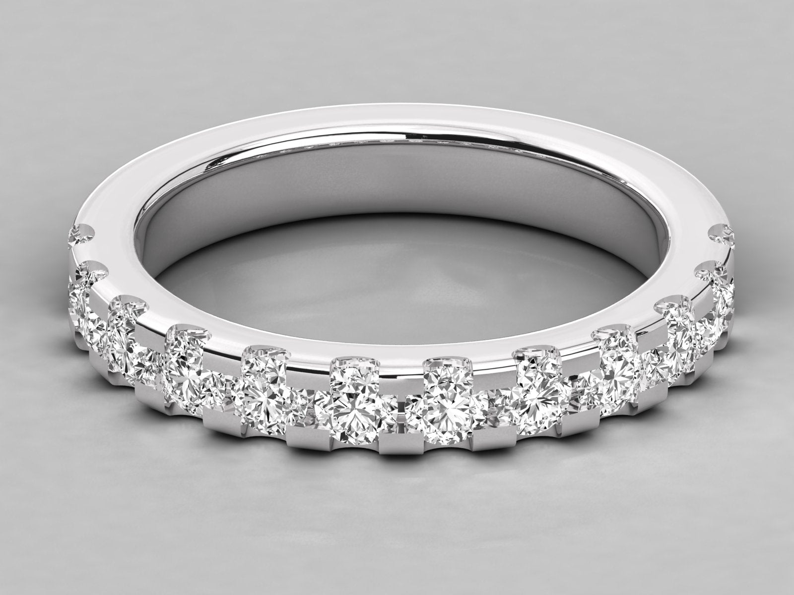 10K GOLD  LAB GROWN DIAMOND LADIES BAND RING.