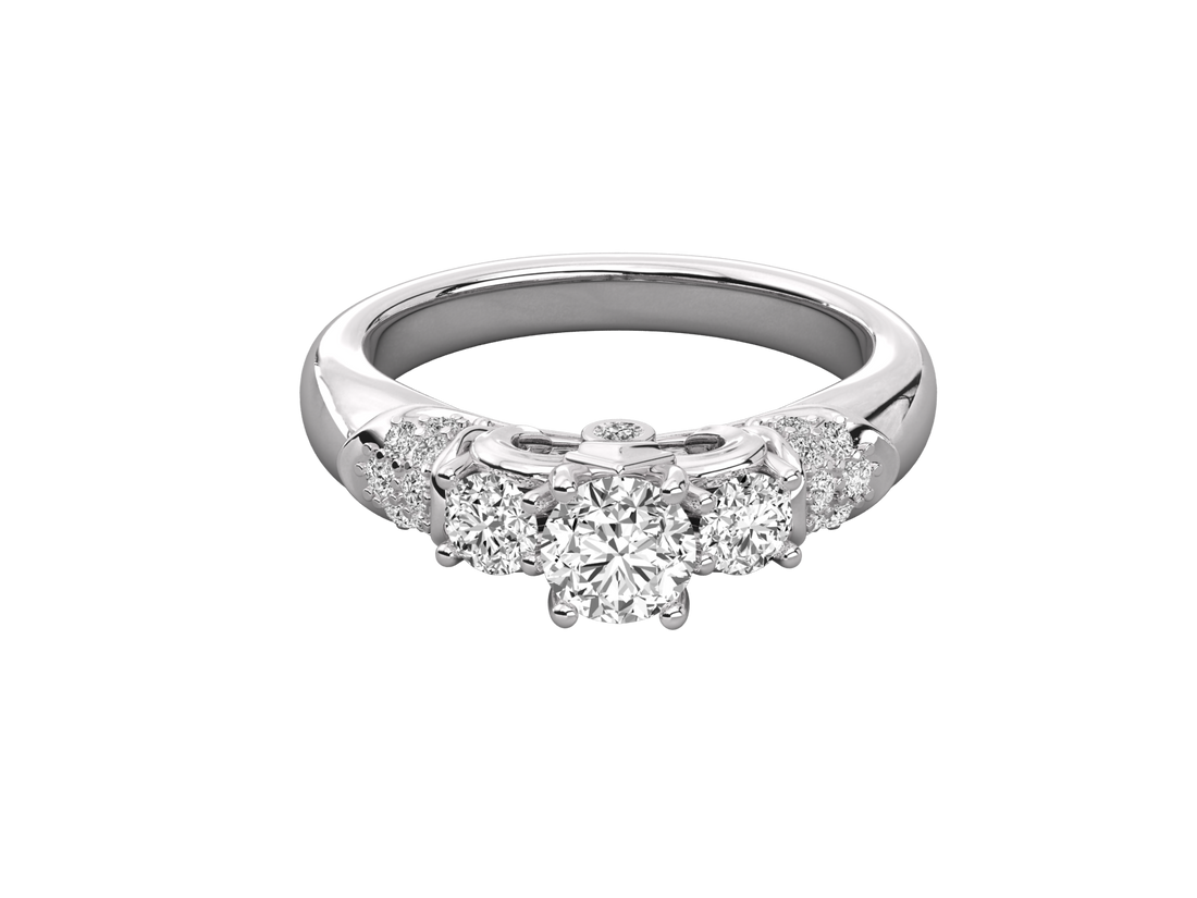10K GOLD SOLITAIRE  LAB GROWN DIAMOND LADIES  RING.