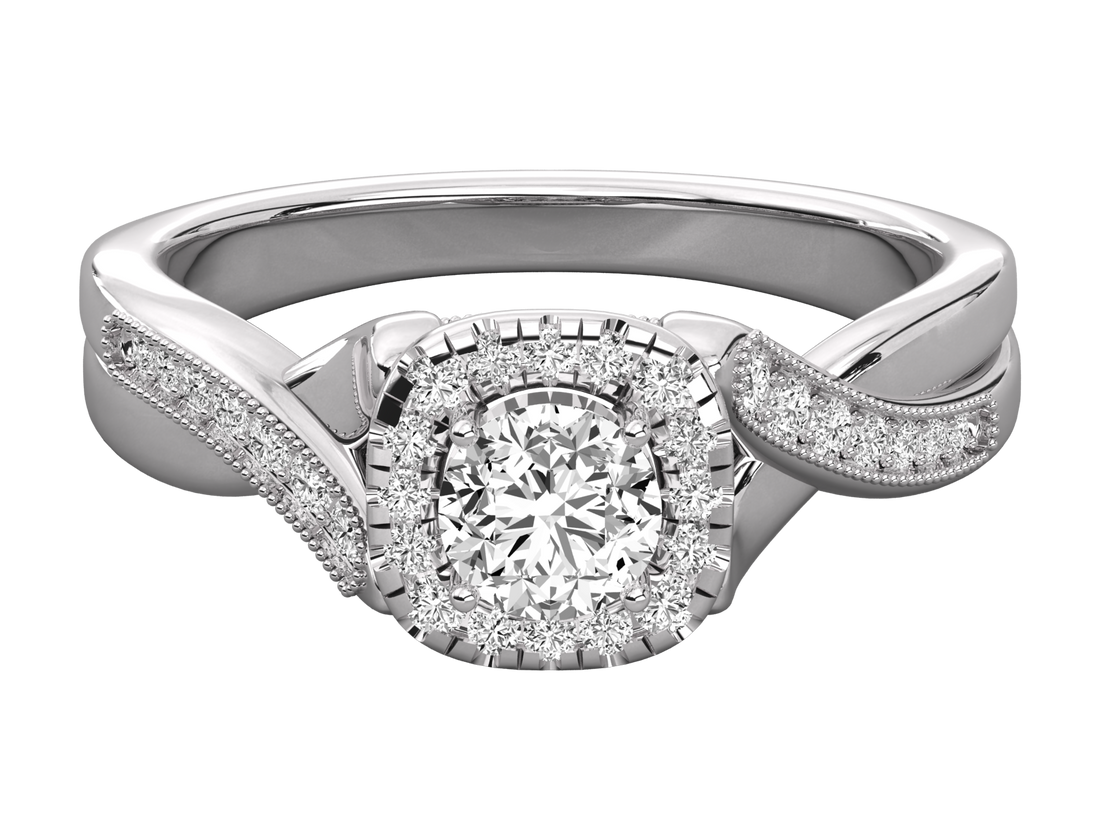 10K GOLD SOLITAIRE LAB GROWN DIAMOND LADIES  RING.