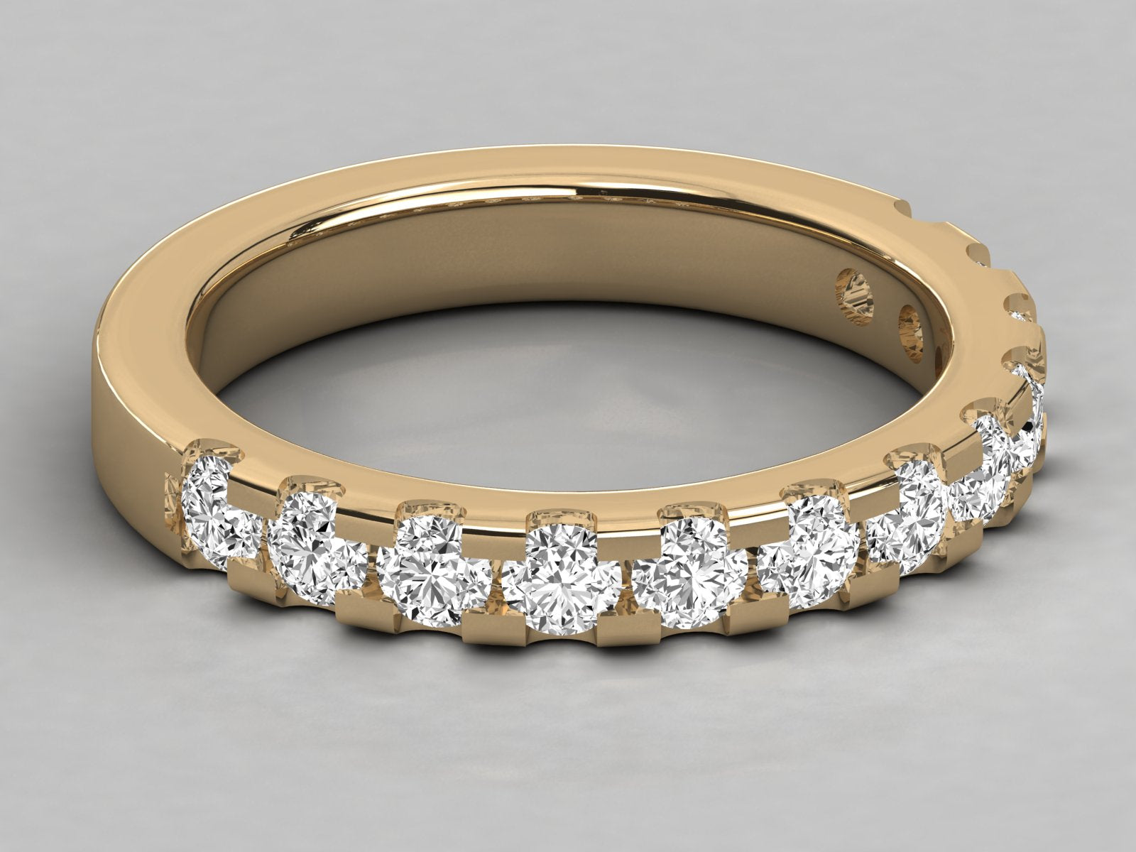 10K GOLD  LAB GROWN DIAMOND LADIES BAND RING.