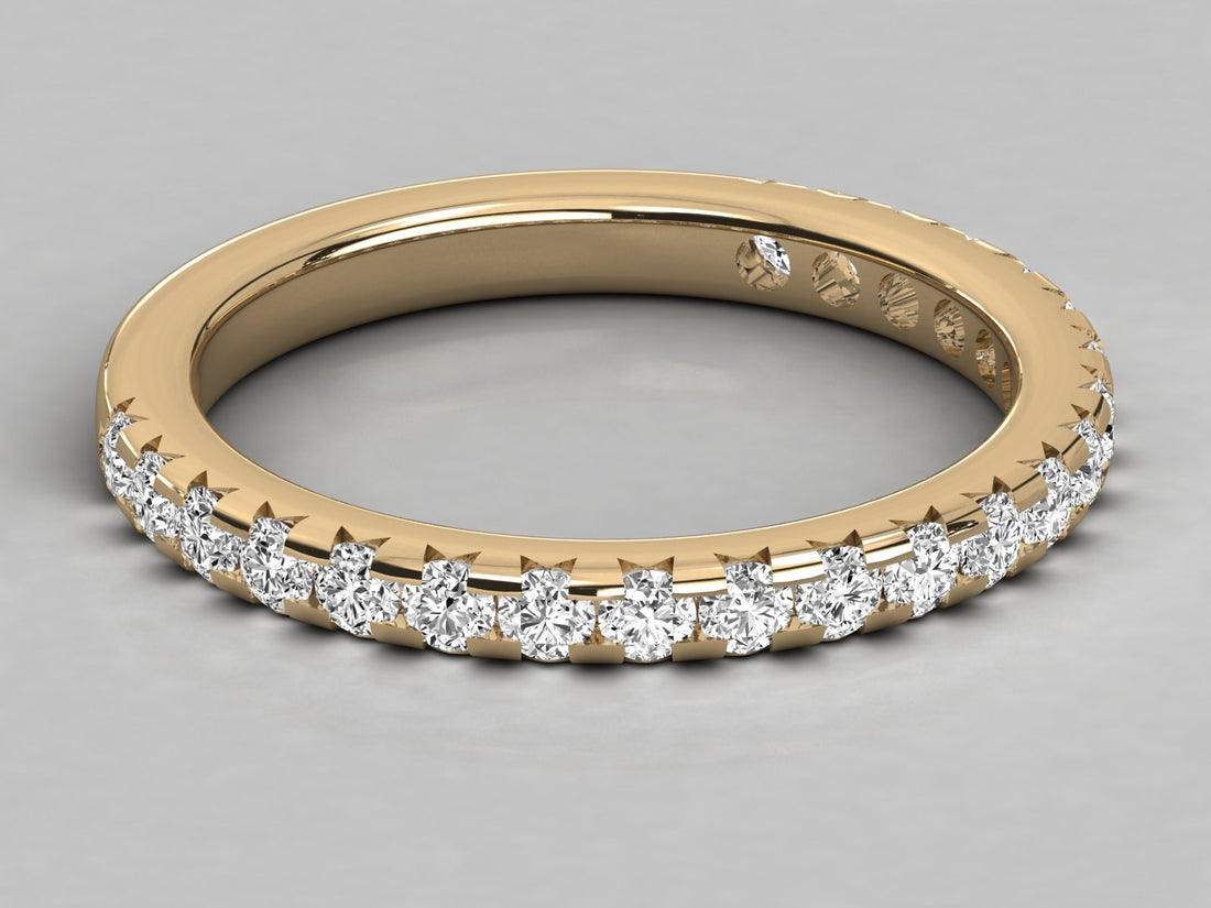 9K GOLD SOLITAIRE ROUND CUT LAB GROWN DIAMOND LADIES BRILLIANT RING.