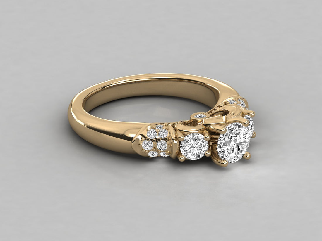 10K GOLD SOLITAIRE  LAB GROWN DIAMOND LADIES  RING.