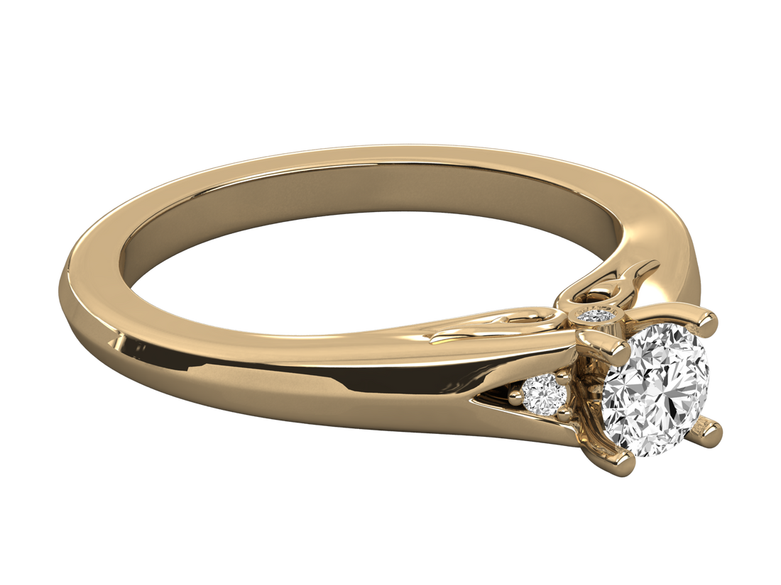 10K GOLD SOLITAIRE  LAB GROWN DIAMOND LADIES  RING.