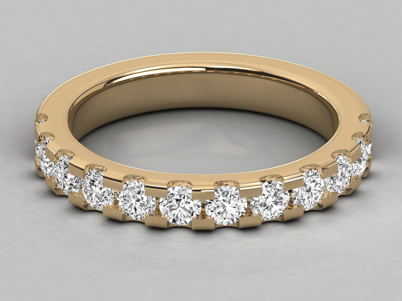 10K GOLD  LAB GROWN DIAMOND LADIES BAND RING.
