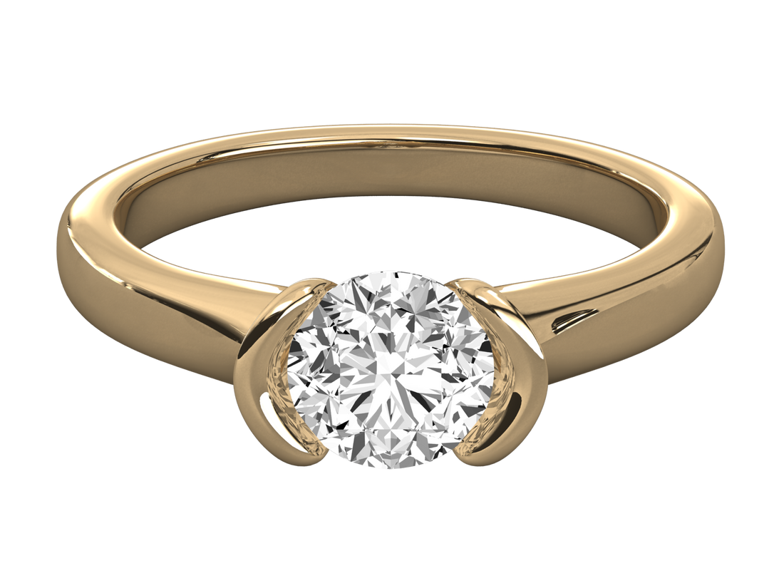 10K GOLD SOLITAIRE LAB GROWN DIAMOND LADIES  RING.