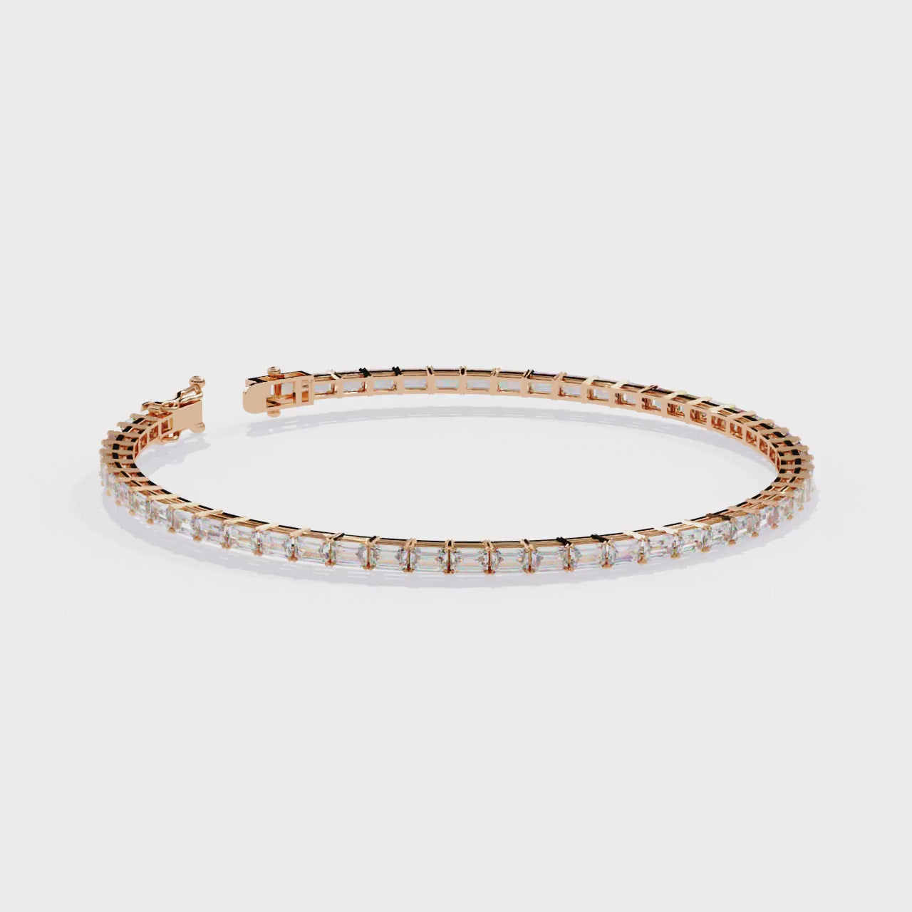 Fabulous  Bracelet With 18k Gold  Lab Grown Diamond.