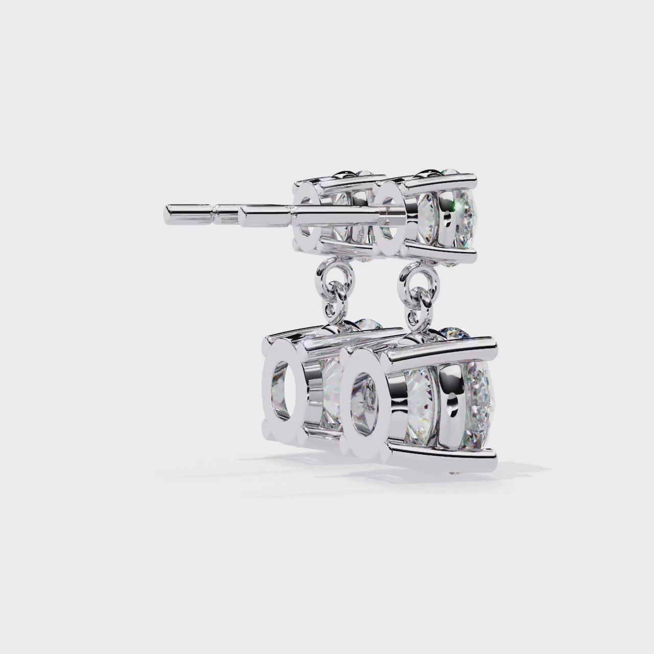 Beautiful 18K GOLD EARRING WITH LAB-GROWN DIAMOND