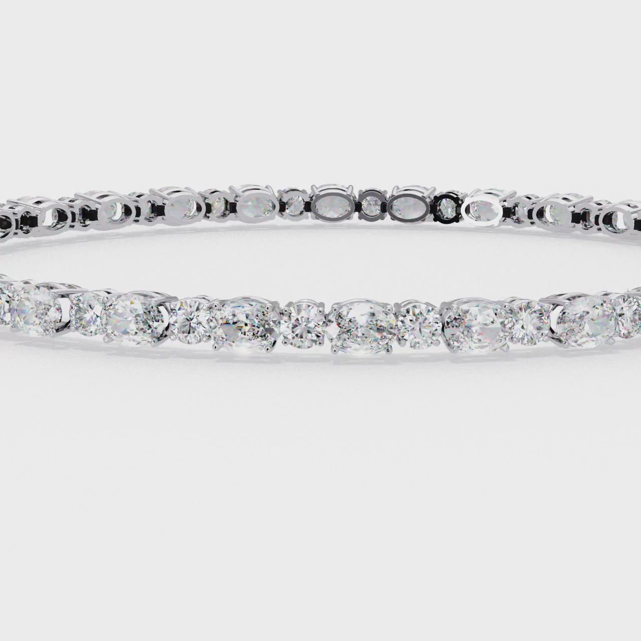 Fabulous  Bracelet With 18k Gold  Lab Grown Diamond.