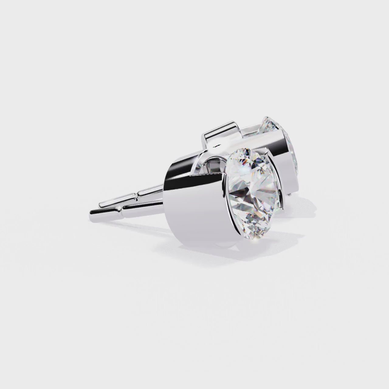 Unique 18K GOLD EARRING WITH LAB-GROWN DIAMOND.