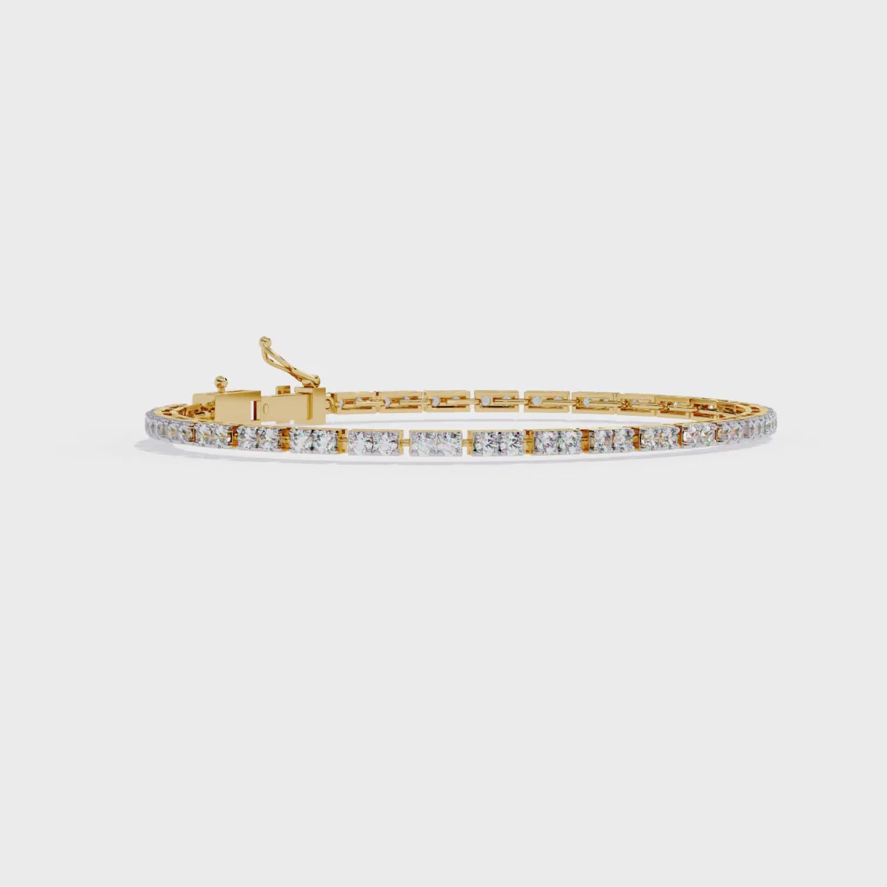 Fabulous  Bracelet With 18k Gold  Lab Grown Diamond.
