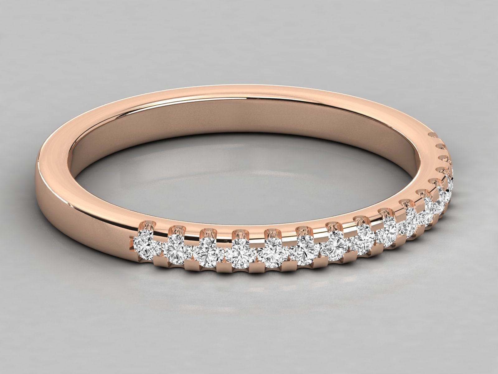 10K GOLD  LAB GROWN DIAMOND LADIES BAND RING.