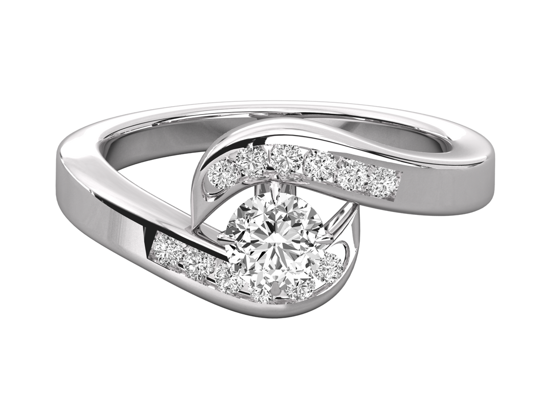 10K GOLD SOLITAIRE  LAB GROWN DIAMOND LADIES RING.
